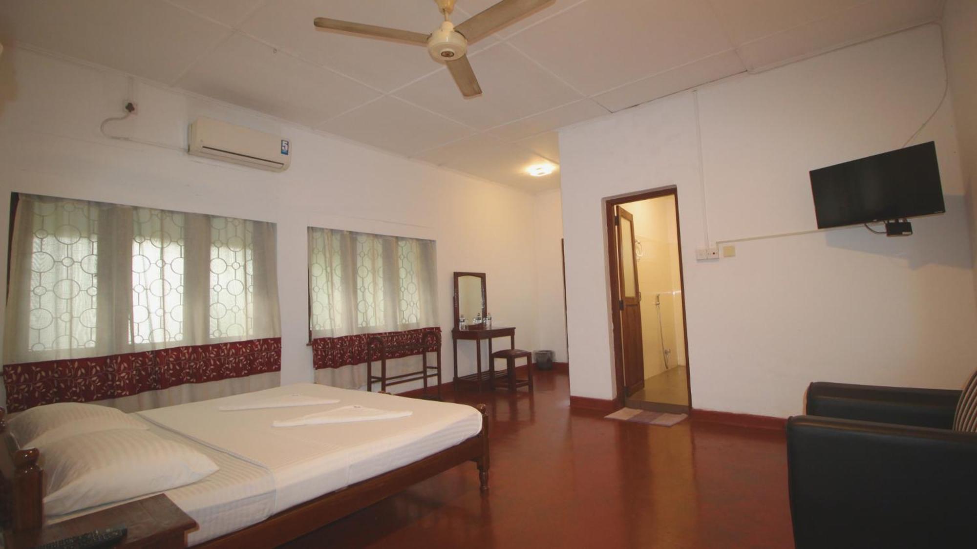 Kandy Boutique Villa By Fortuna Bungalows Extérieur photo
