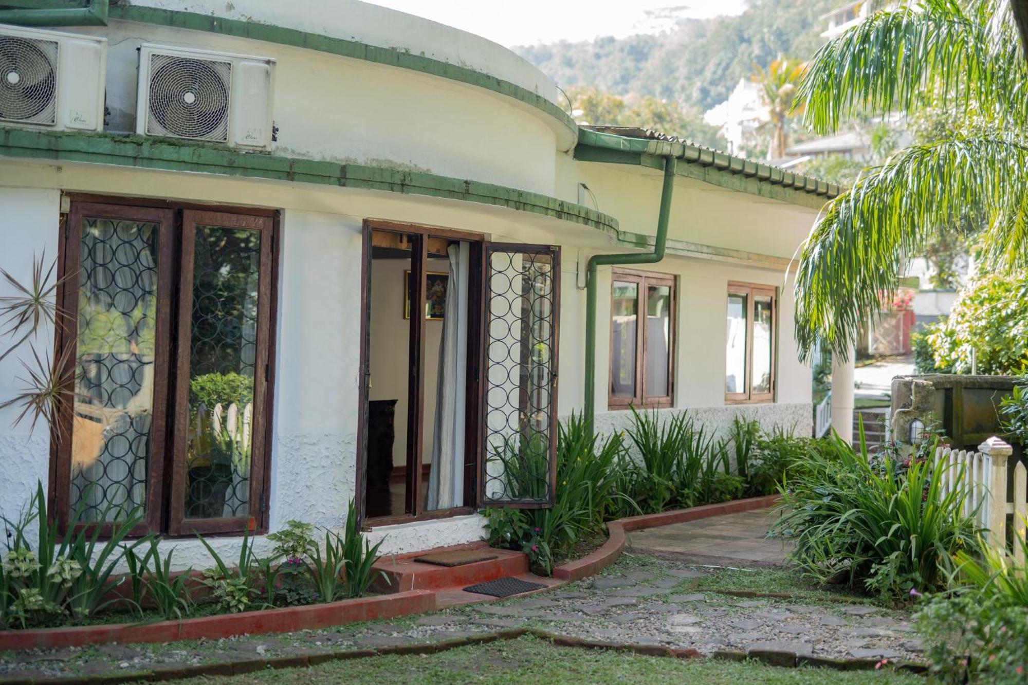 Kandy Boutique Villa By Fortuna Bungalows Extérieur photo